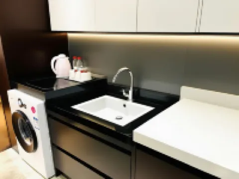 美汐アパートホテル(駱崗中央公園和昌センター)