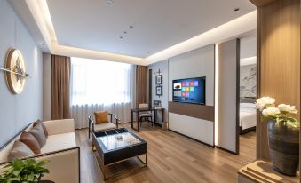 ZhaoSu ZhaoYouSuXiang Hotel (Tianma International Tourism Culture Plaza)