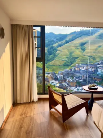 Go to see the mountain dwellers (Longji Jinkeng terraced shop)