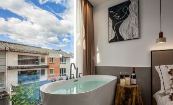 Rizhao Jinshan Guyun Bieyuan Homestay