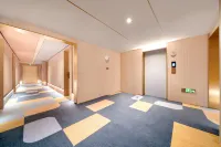 Hanting Hotel (Heihe Central Pedestrian Street Huafu Mall Store)
