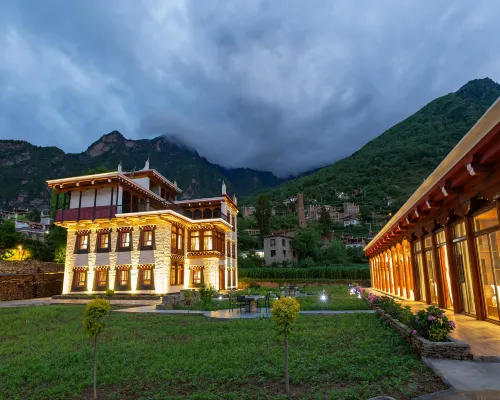 Yixiang Pavilion boutique Hotels in Danba County