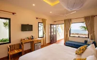Lotus Boutique Beach Resort & Spa Hotels near Bến thuyền Gành Dầu
