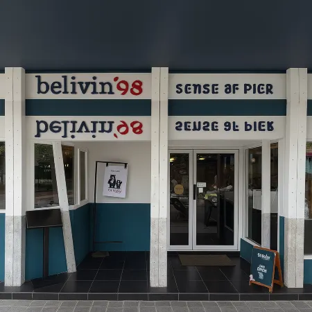 Belivin'98 Sense of Pier Sathon Residence Отели рядом с достопримечательностью «Центральный пирс Саторн»