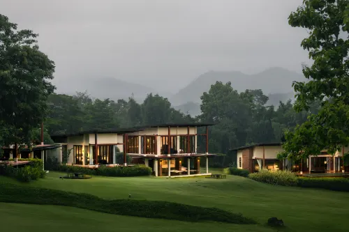 ภูริปาย วิลล่า เวลเนส แอนด์ รีทรีท