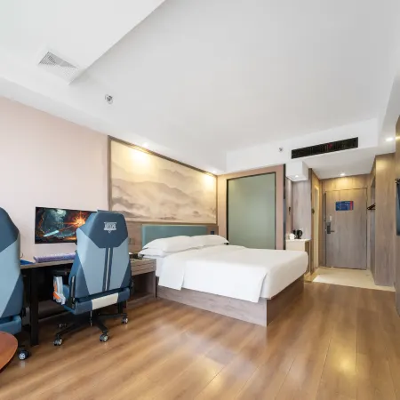 Jing Shikong E-sports Homestay (Loudi Guanjianao)