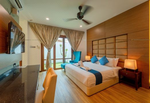 Telaga Village Resort 수영장