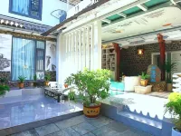 Discovery·Between Mountains and Waters｜Designer B&B (Dali Ancient Town Foreigner Street Inn) Hotels in Dali