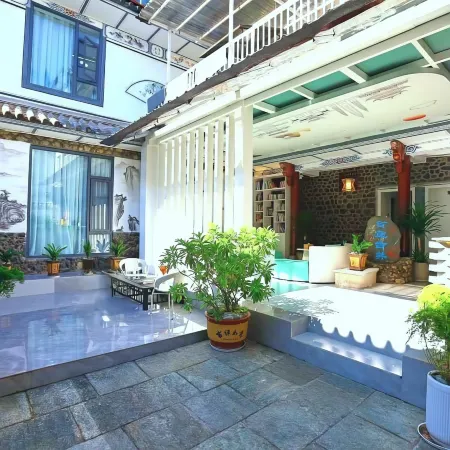 Discovery·Between Mountains and Waters｜Designer B&B (Dali Ancient Town Foreigner Street Inn)