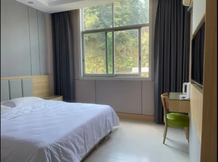 Rucheng Yaoci Themed Inn Отели в г. Жучэн