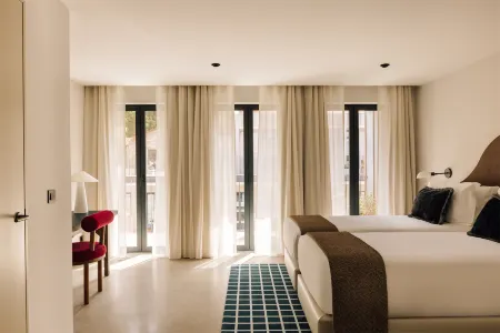 The Rebello Hotel & Spa - Small Luxury Hotels of the World Отели рядом с достопримечательностью «Miradouro Panorâmico do Porto»