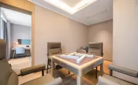 Radisson Country Inn & Suites Guiyang North Railway Station
