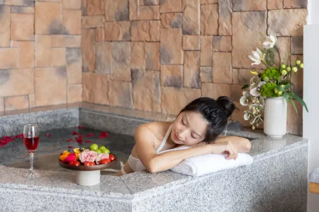 Quanshe Yunqi: Vista 270° Luxury Garden Designer Hotel (Zhuhai Jinwan Airport Branch) Отели рядом с достопримечательностью «Zhuhai College of Science and Technology»