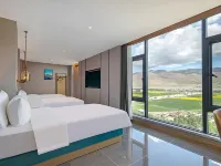 Baiyulan Hotel (Everest Town Branch) โรงแรมใกล้เมืองน้อยเอเวอเรสต์