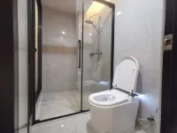 Longchuan Yibao Hotel