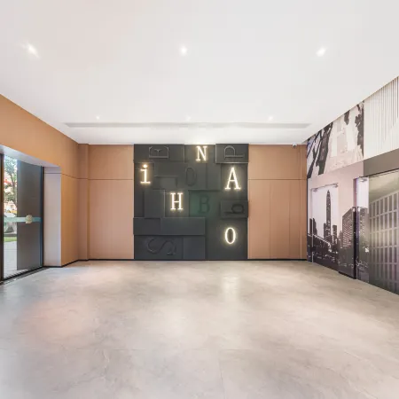 Guangsu Long E-Sports Hotel (Quanzhou Ancient City Food Street)