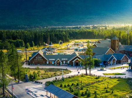 Kanas Manyunxuan Holiday Home Отели рядом с достопримечательностью «Genghis Khan Point Sets»