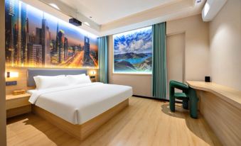 Yue Hotel (Baoding Mancheng Huiyou Shopping Mall)