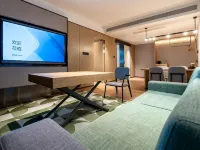 Jinjiang Liyi Hotel (Guiyang Future Ark Bund Branch) Hotels near Guiyu Hot Spring