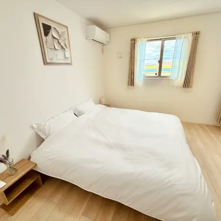 ZZOKIAI Purple Leaf!Only 30 seconds walk to seaside!Maximun 10 persons!