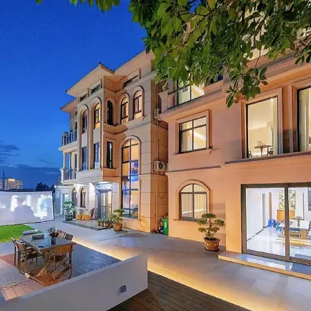 Tranquil Homestay · 180° Terrace View · Luxury Private Yard Garden Villa
