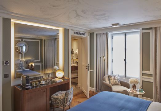 오텔 레 뤼미에르 - 르레 & 샤토