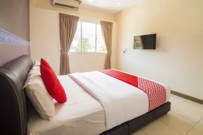 Hotel O Batu Ferringhi Beach formerly ESQ Ferringhi 巴都丁宜住宿飯店