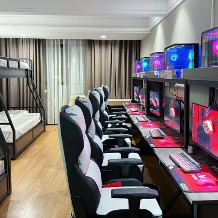 Chengzi E-Sports Hotel (Xinyu Zhongshan Road)