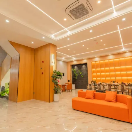 Mojiang Chenrui Hotel