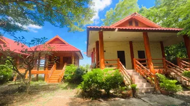 รูปภาพของOYO 75597 The Tewsone Resort