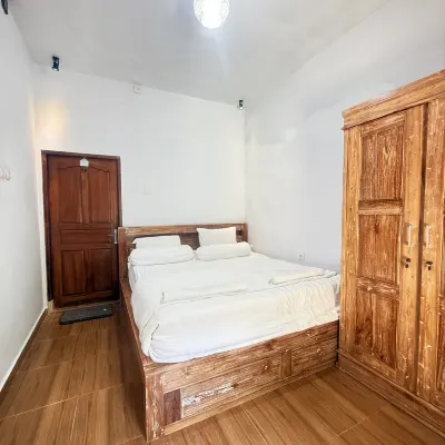 Private Room Near Ubud Monkey Forest and Tegenungan Waterfall Hotel dekat Taman Burung Bali