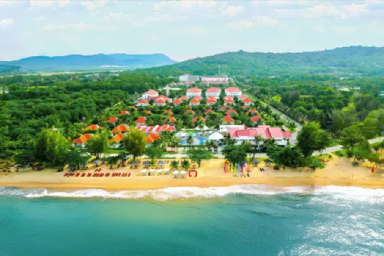 Mercury Phu Quoc Resort & Villas Hotels near Ho Quoc Temple