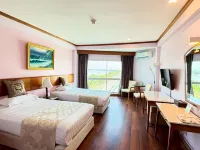 Viang Tak Riverside Hotel