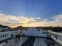Bayview Hotel (Gulangyu Sanqiutian Wharf Longtou Road Snack Street Store