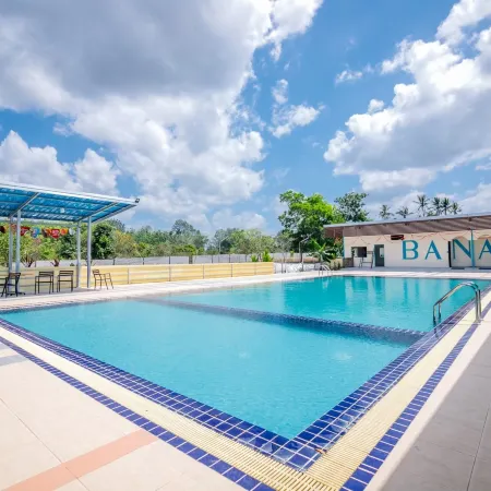 Banana Resort Sadao