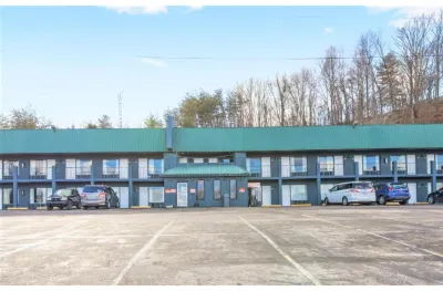 Capital O 3Y Motel Mount Vernon Renfro Valley Hotels in 