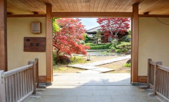 Kansai Airport Pine Villa