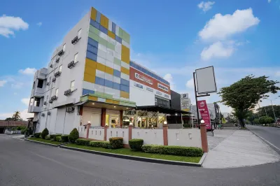 Hotel O near Terminal Batoh formerly Hotel Al Fatih โรงแรมใน