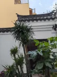 Warm Villa Inn