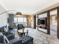 InterContinental Hotels DOHA BEACH & SPA by IHG Các khách sạn gần Nhà thờ Hồi giáo Katara