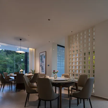Huazhu · Tangshi Li Boutique Hotel (Shuimo Tingxi Scenic Area Branch)