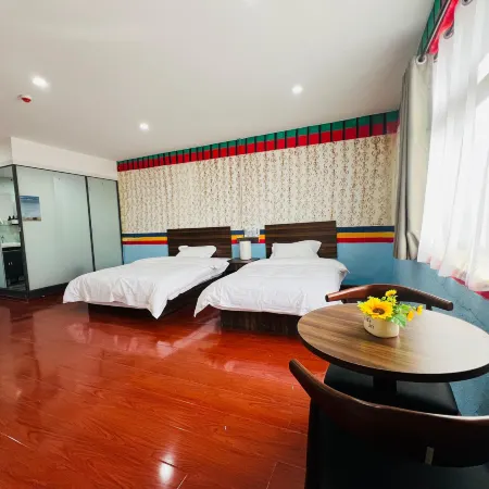 Hotel Kailash & Namunani View