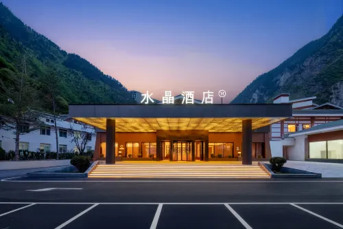 Crystal Hotel Jiuzhaigou Valley SA