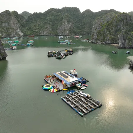 Cat Ba Fishing Village Bay House
