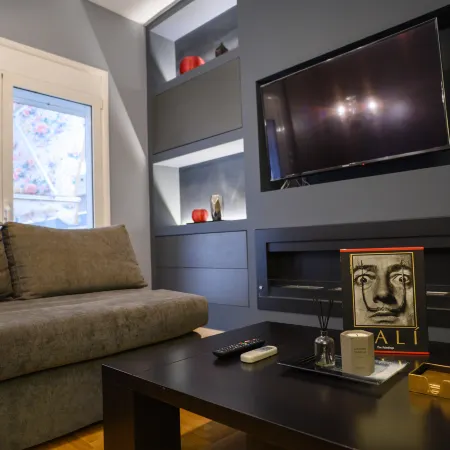 Metropolitan prestigious 2 bedroom luxury