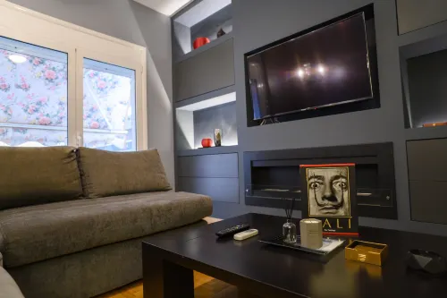 Metropolitan prestigious 2 bedroom luxury