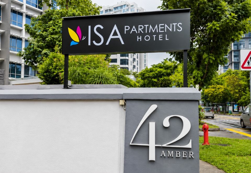 ISA Hotel 객실 내부