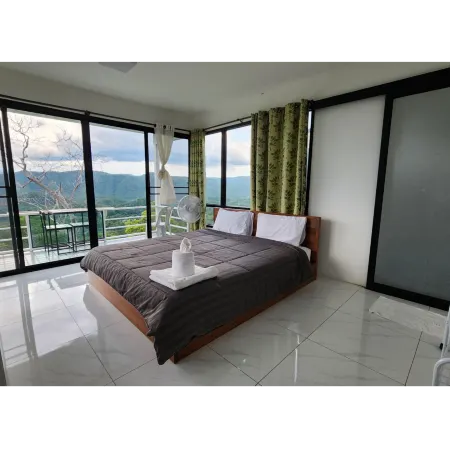 Rai Phu Pha Camping and Cafe @ Srinagarind Dam
