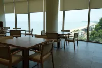 Cliffbeach Resort&Pool Villa - breakfast
