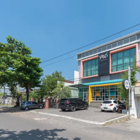 Sans Hotel Good Wish Semarang